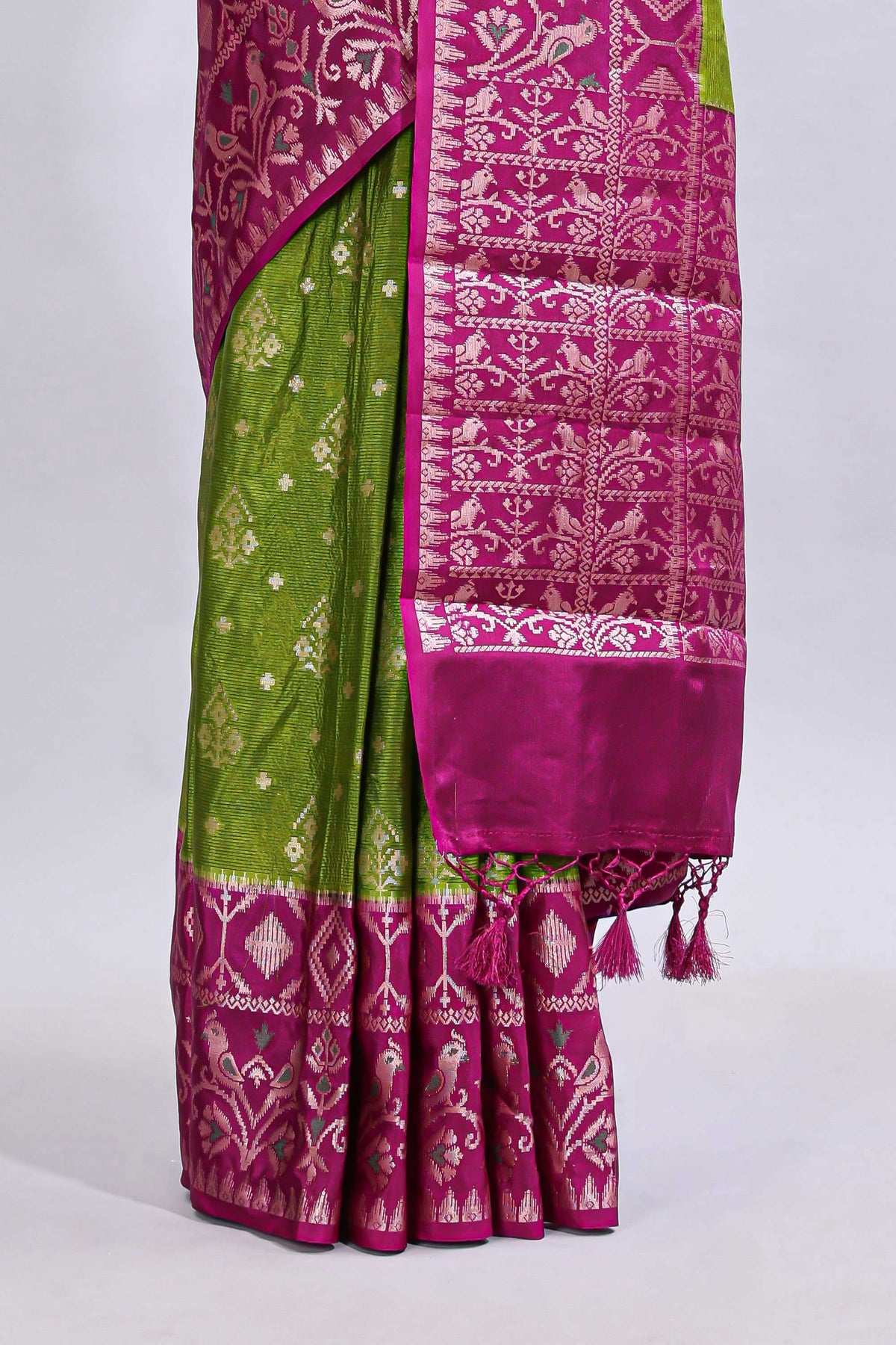 Green floral design mushru silk saree with contrast border and zari blouse