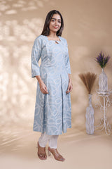 Baby blue abstract printed A-line maternity wear with 3/4 sleeves and keyhole neck