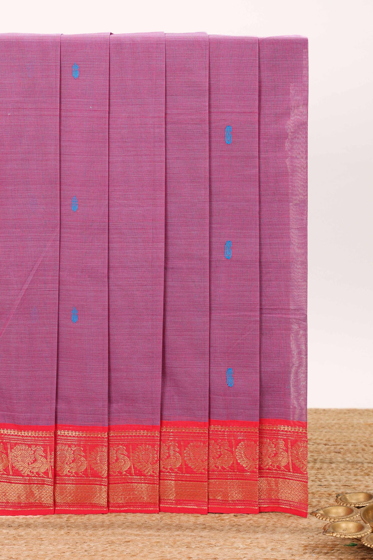 Pearly purple butta designed narayanapet cotton saree with contrast zari border and matching pallu