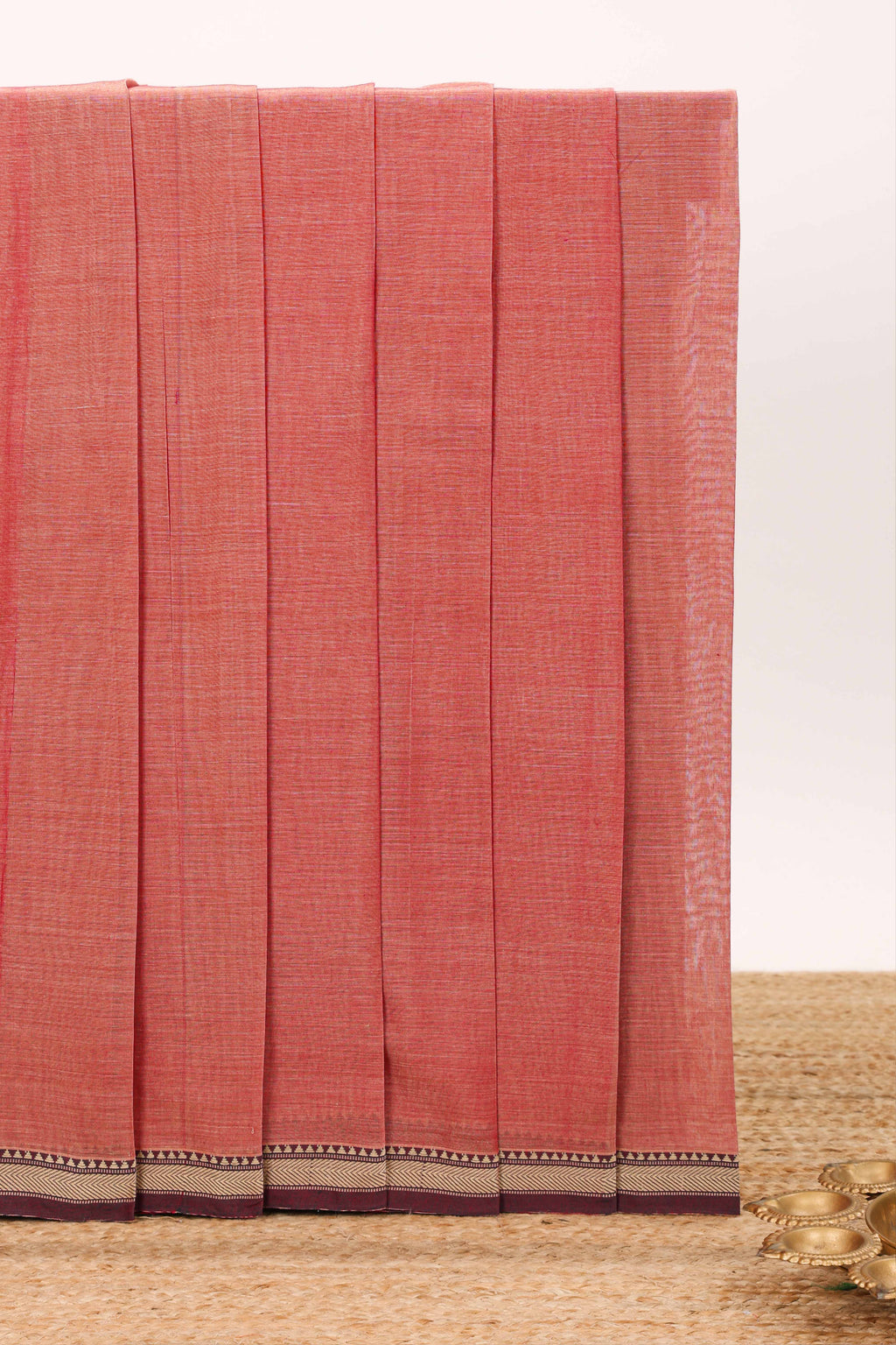 Peach plain narayanapet cotton saree with contrast border and matching pallu