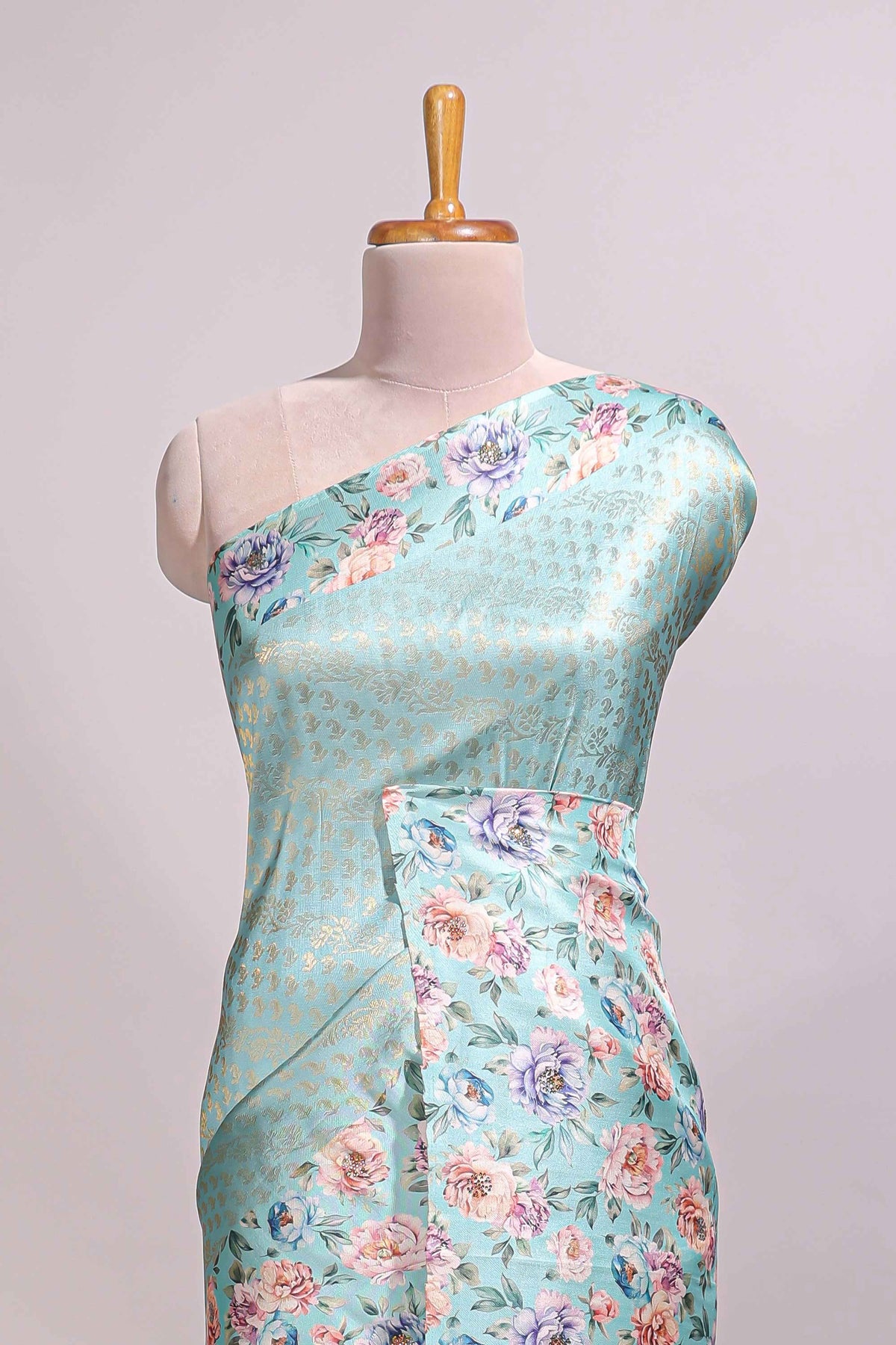 Sea green floral zari motifs banarasi silk saree with contrast border and printed blouse