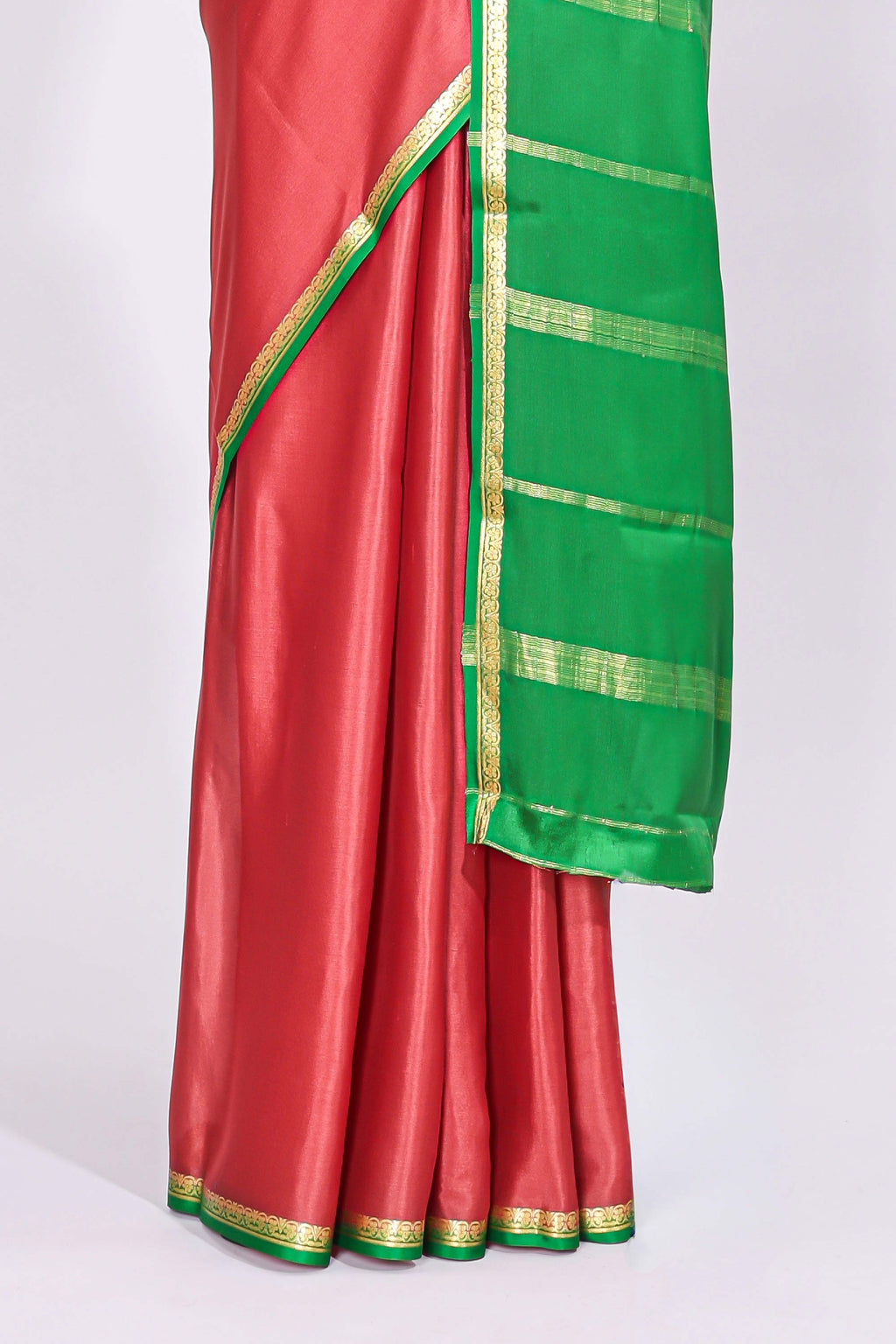 Coral pink plain design pure mysore silk saree with contrast border and blouse