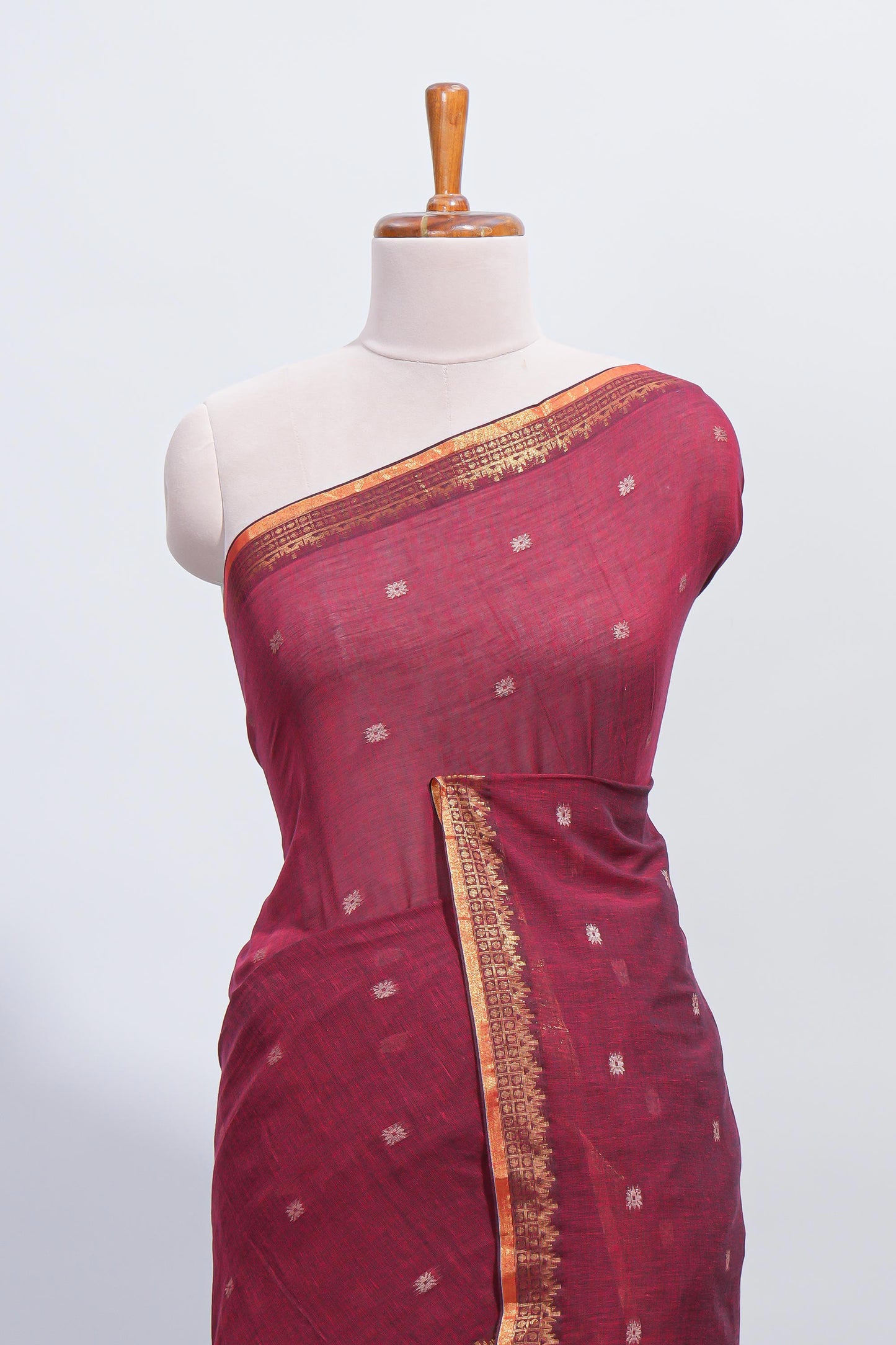 Maroon thread butta south cotton saree with self zari border and matching pallu