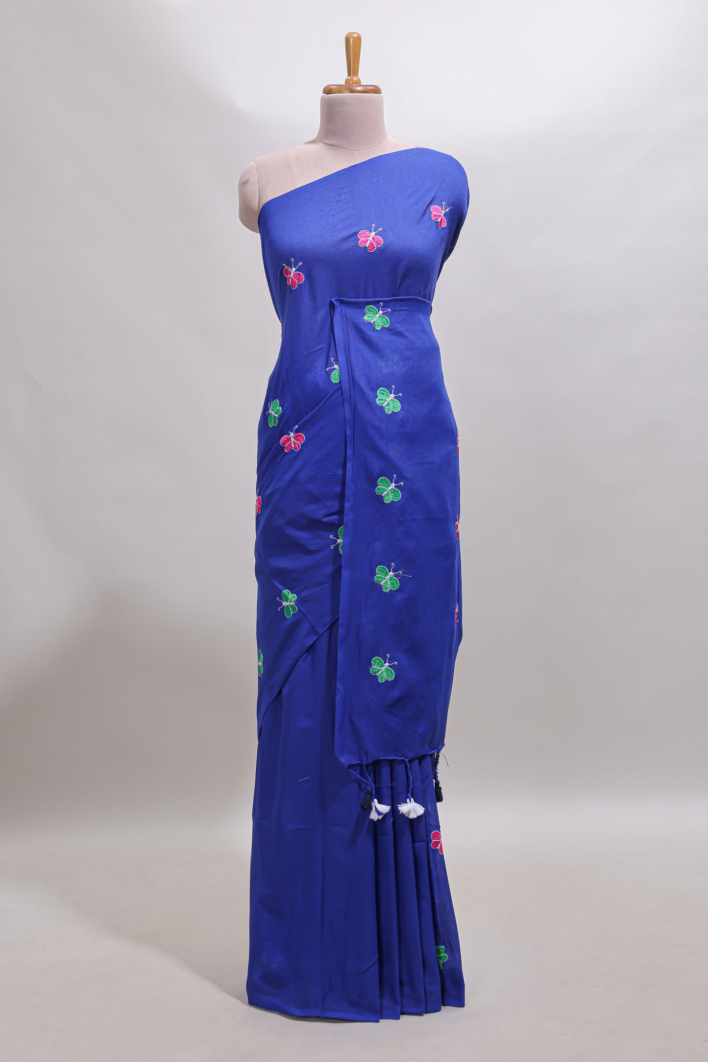 Borderless blue butterfly motifs south cotton saree with contrast blouse and tassels
