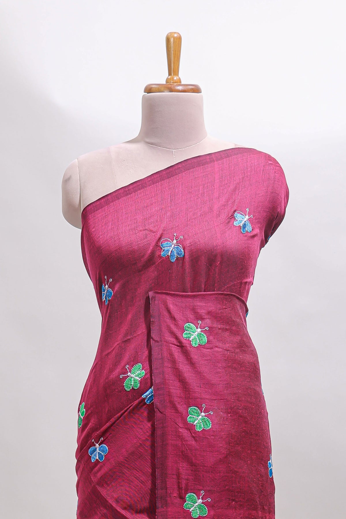 Borderless maroon butterfly motifs south cotton saree with contrast blouse and tassels
