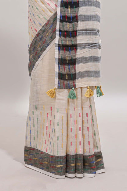 Cream thread butta south cotton saree with contrast border and striped pallu