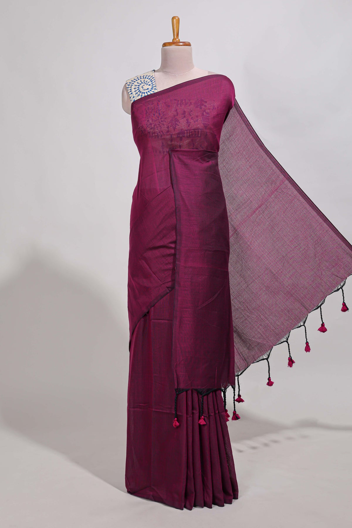 Violet plain south cotton sarees with contrast  warli printed blouse