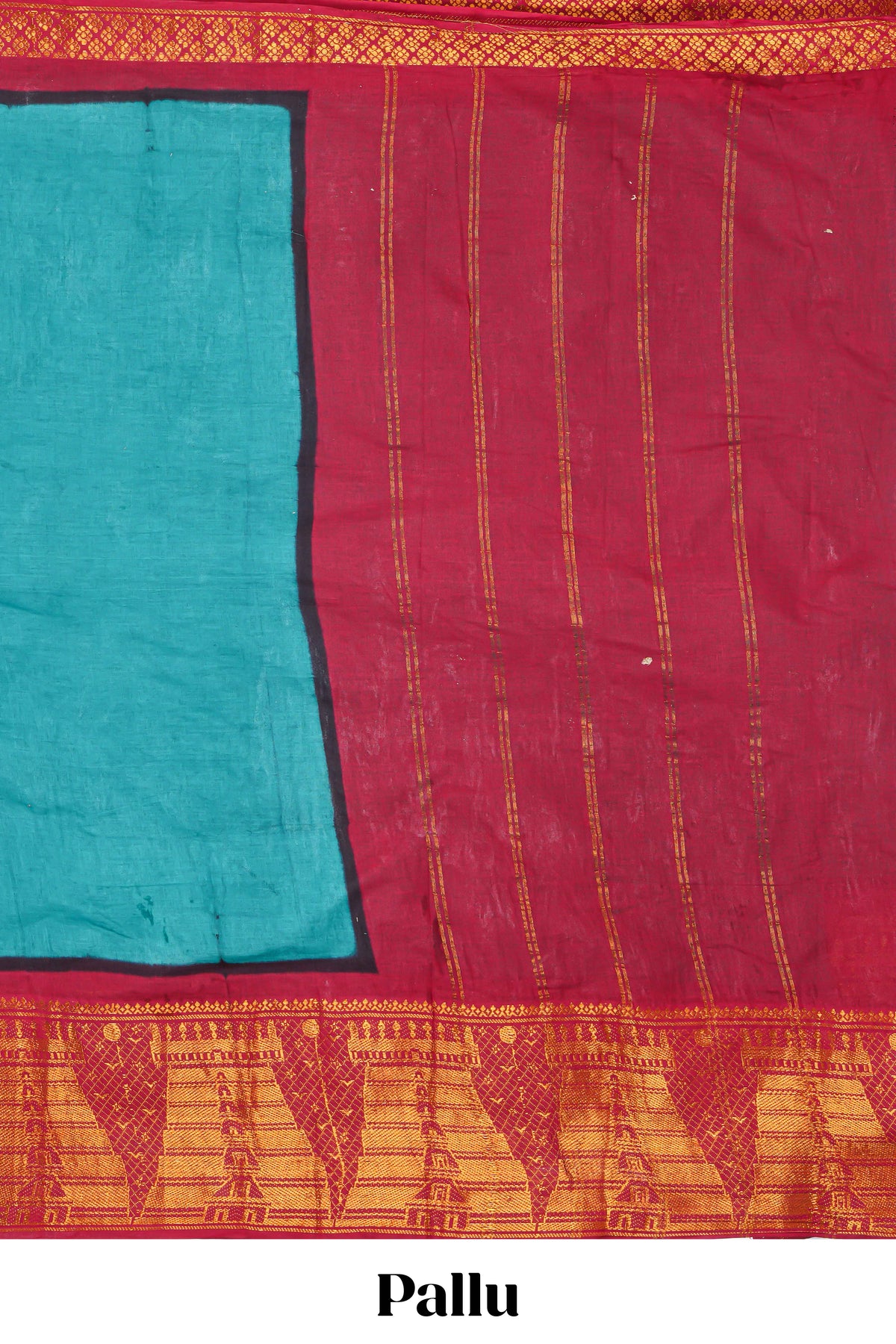 Elegant turquoise blue Sungudi cotton saree with contrast temple inspired pattern border and contrast pallu along with matching blouse
