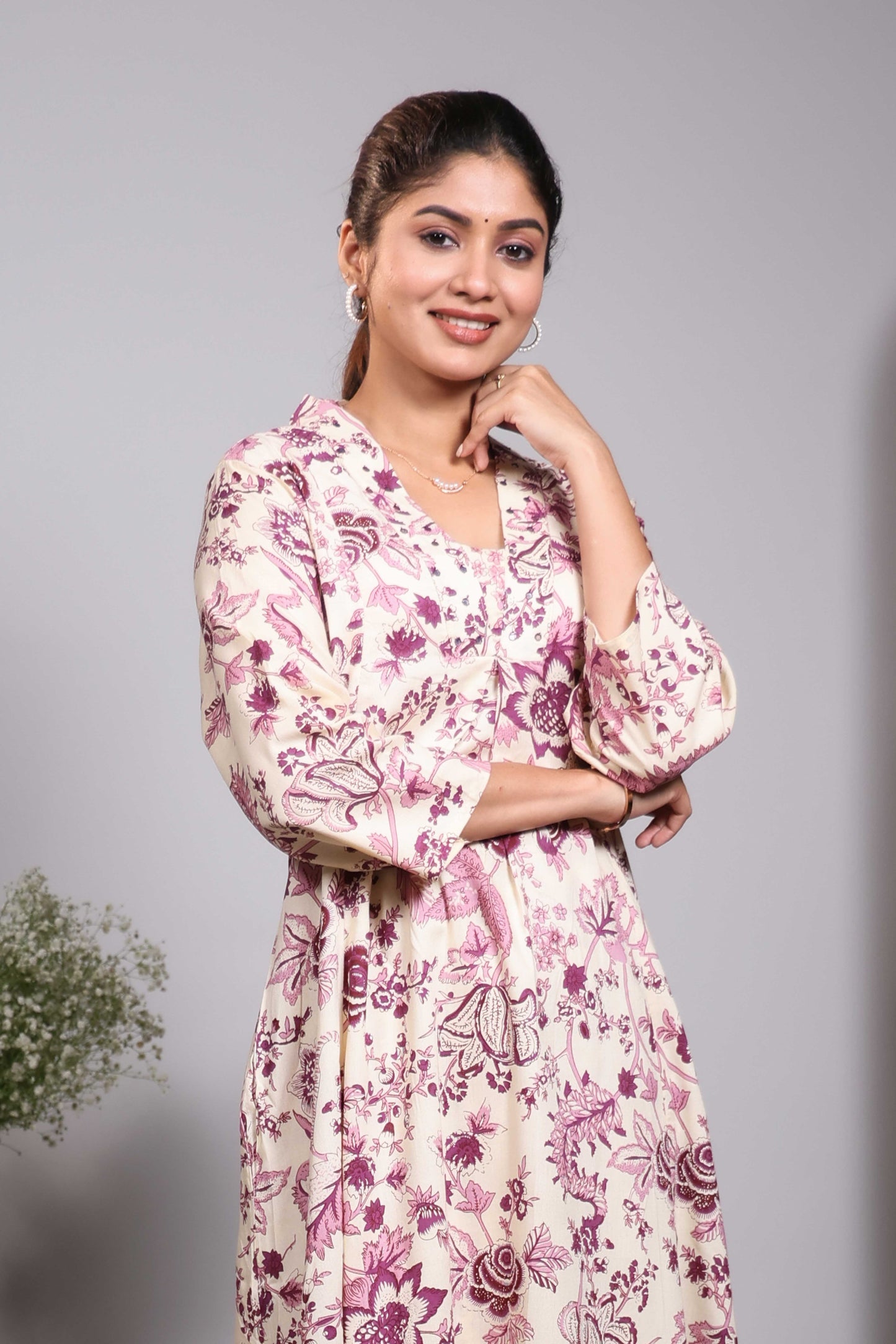 Cream floral design V neck salwar set with 3/4th sleeve and self bottom