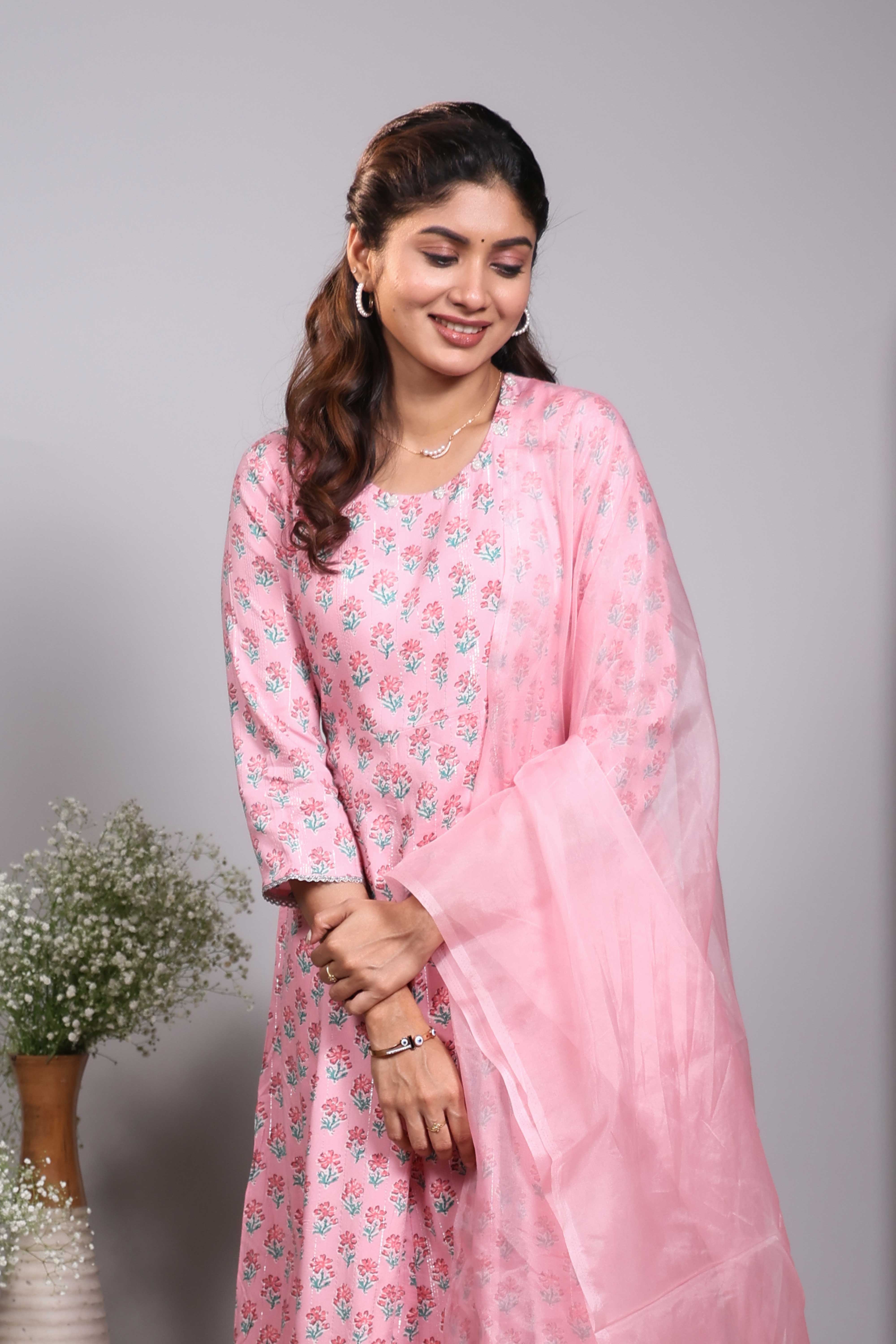 Baby pink floral design V neck salwar set with 3/4th sleeve, self bottom and matching dupatta