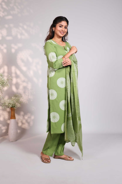 Green mandala circle block design round neck with fine lace salwar set with 3/4th sleeve, self bottom and  matching dupatta