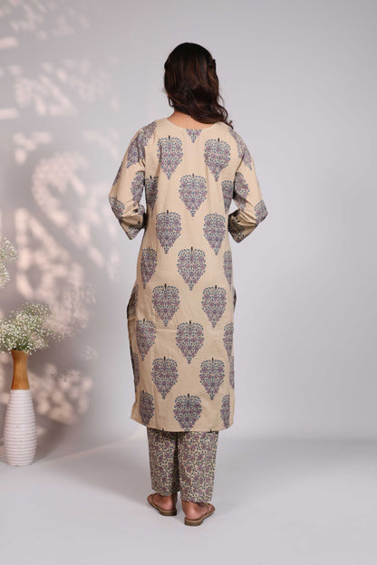 Pale brown floral design motifs V neck salwar set with 3/4th sleeve, self bottom and matching dupatta