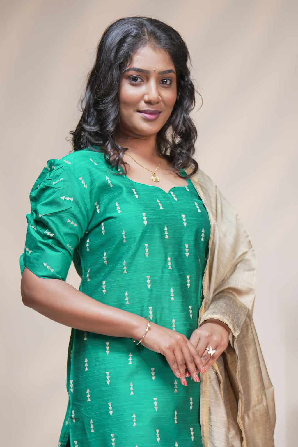 Women emerald green cotton silk straight kurta pant set with tissue dupatta