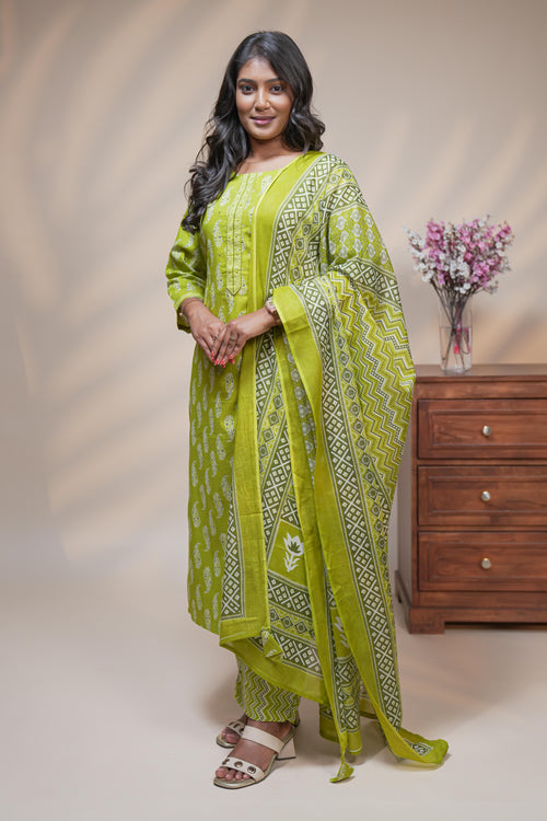 women green floral motifs straight cotton kurta set with matching pant and dupatta