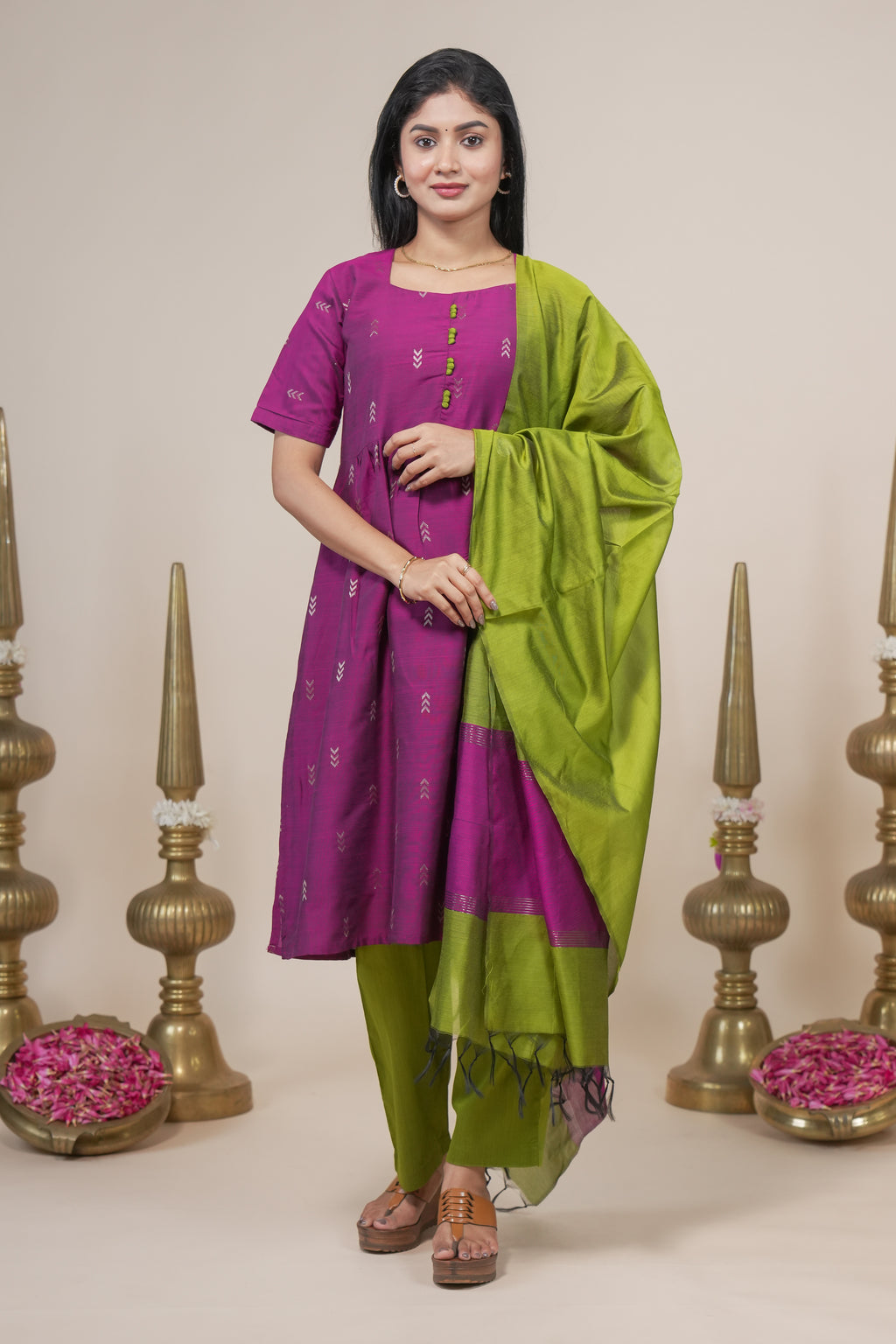 Magenta woven silk straight kurta set with pant and a shawl