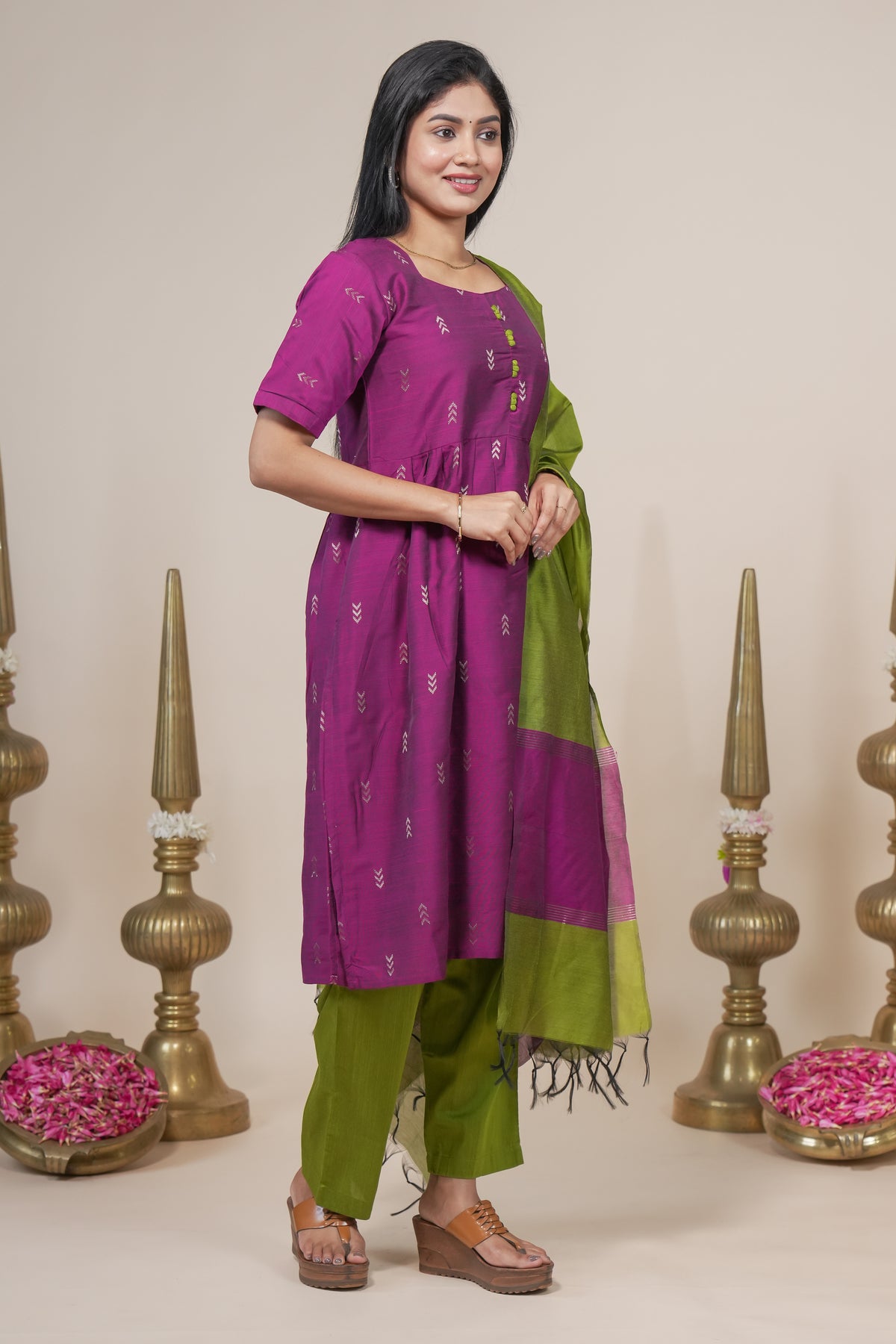 Magenta woven silk straight kurta set with pant and a shawl