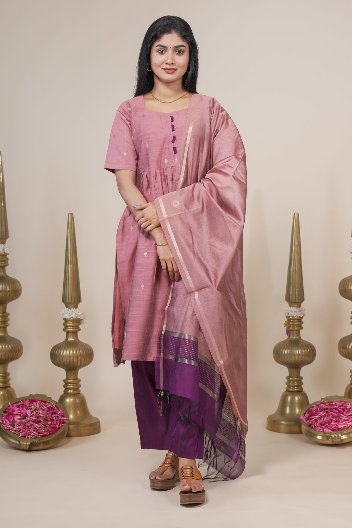 Dusty pink woven silk straight kurta set with pant and a shawl