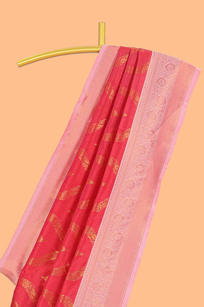 Pink zig zag zari design semi soft silk saree with contrast border and floral printed blouse
