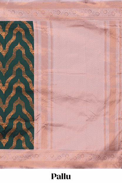 Green zig zag zari design semi soft silk saree with contrast border and floral printed blouse