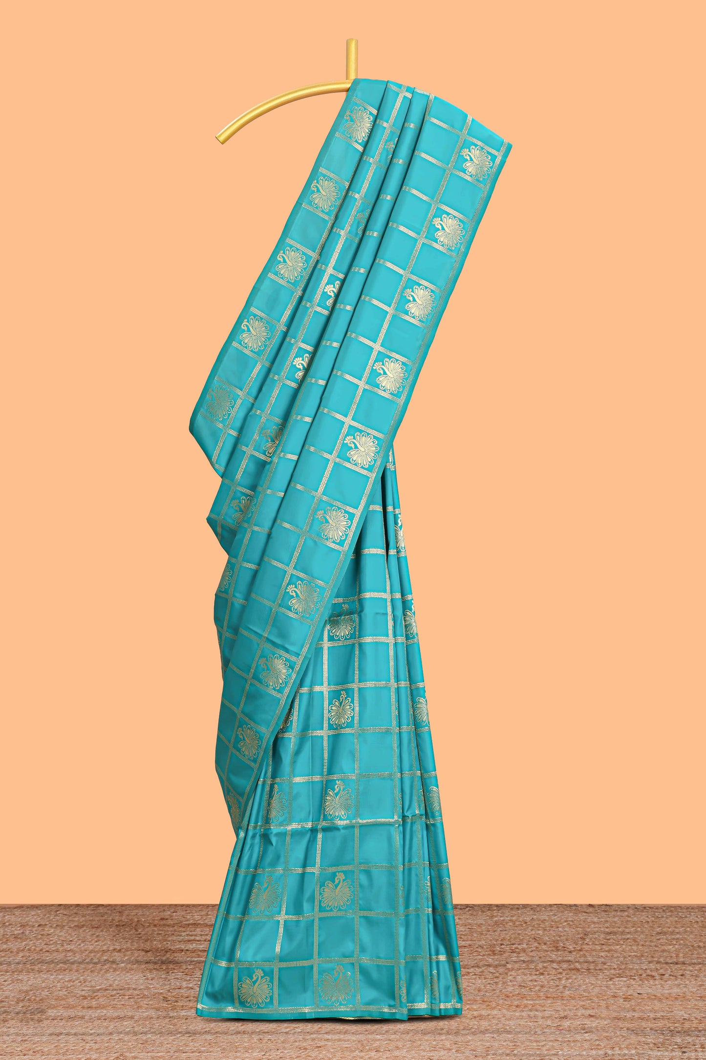Borderless green checked floral motifs zari design semi soft silk saree with matching zari motifs blouse