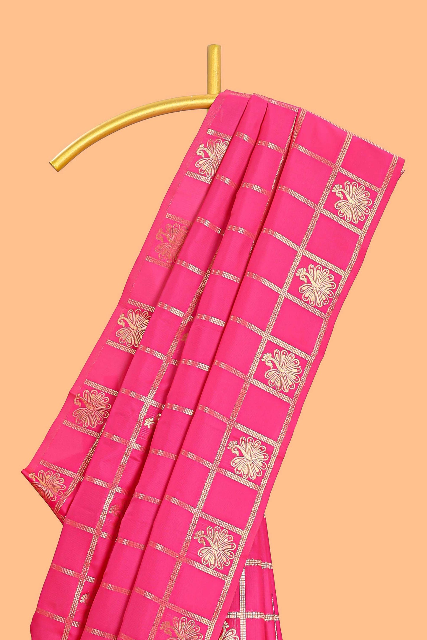 Borderless pink checked floral motifs zari design semi soft silk saree with matching zari motifs blouse