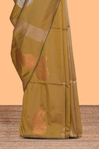 Borderless mustard striped motifs design semi soft silk saree with contrast pallu and zari motifs blouse
