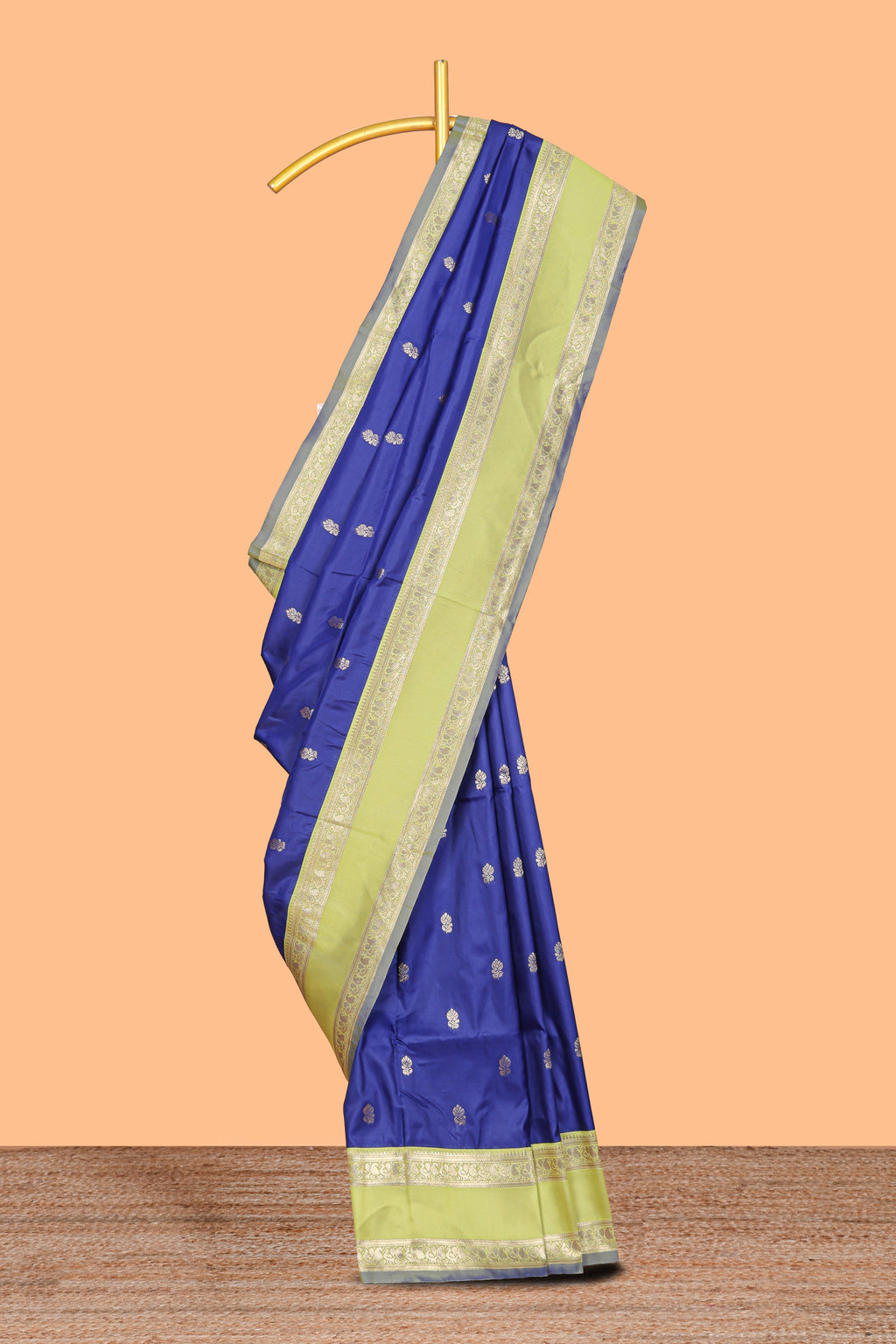Royal blue Semi Soft Silk Saree delicate butta motifs with contrasting pallu elegant zari border along with contrast buttas blouse