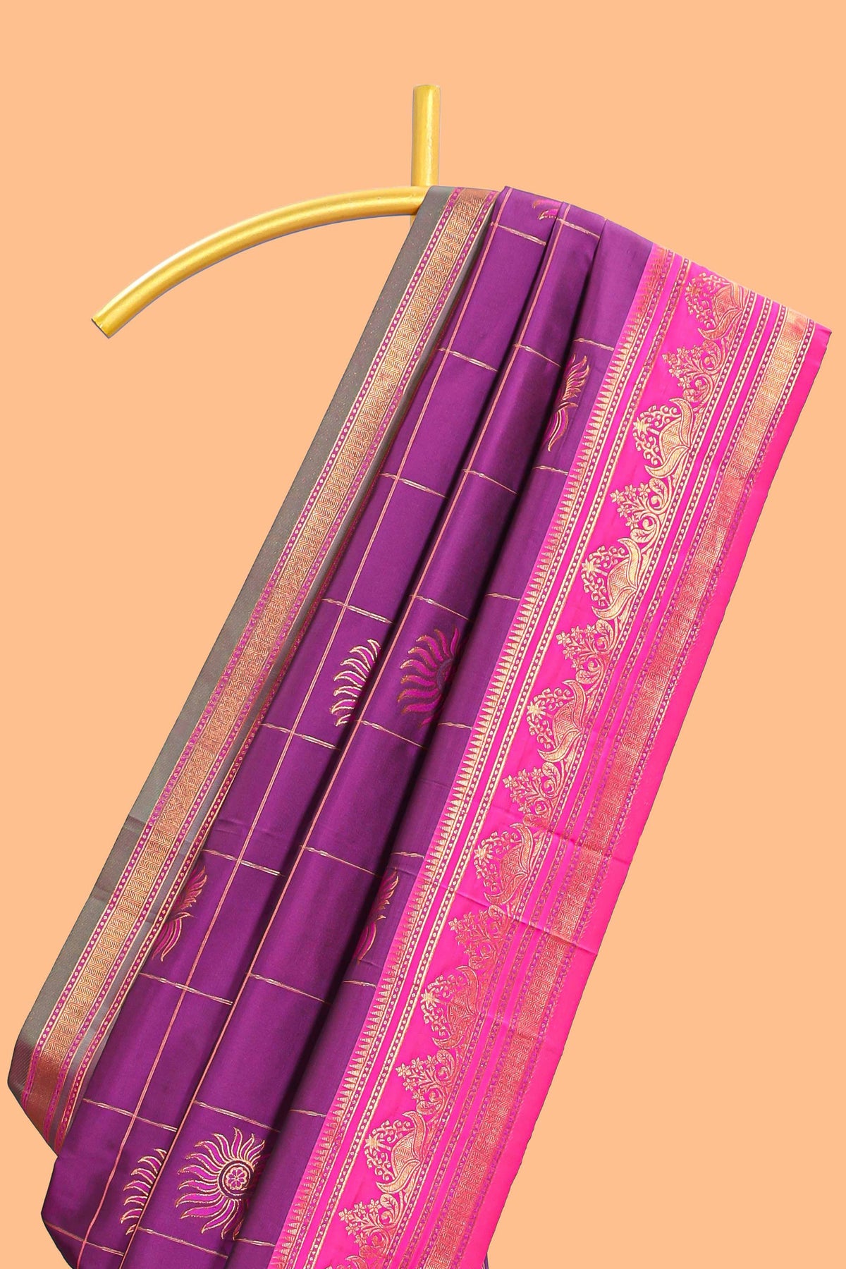 Purple checked floral design motifs semi soft silk saree with contrast border and matching blouse
