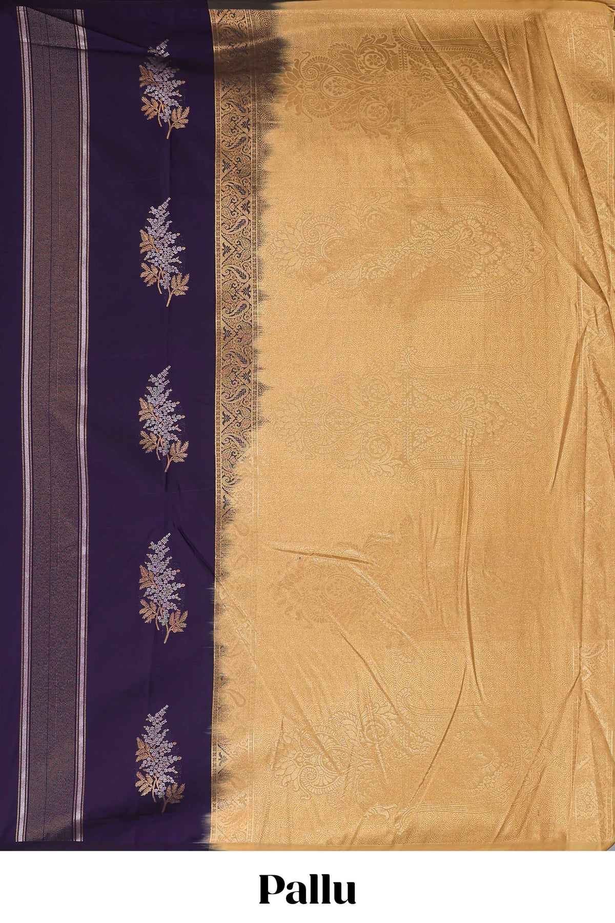 Borderless violet floral design semi soft silk saree with contrast pallu and blouse