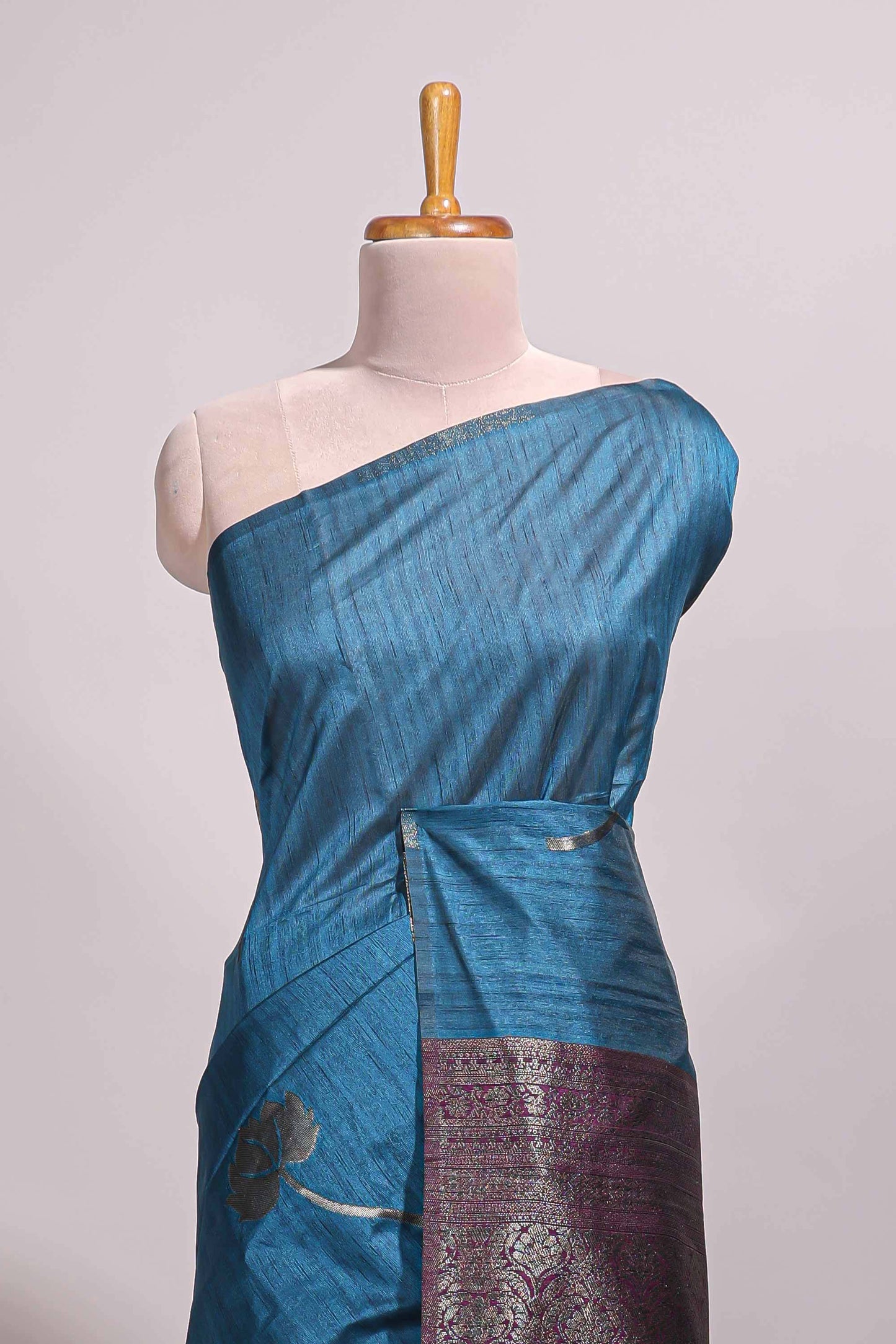 Borderless peacock blue floral design semi tussar saree with contrast pallu and blouse