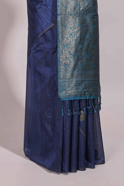 Borderless blue floral design semi tussar saree with contrast pallu and blouse