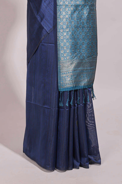 Borderless blue floral design semi tussar saree with contrast pallu and blouse