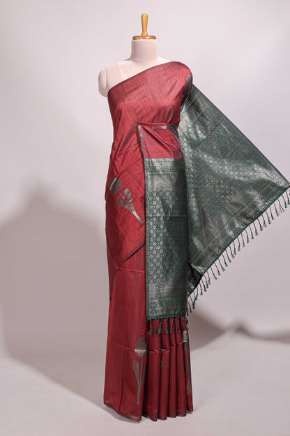 Borderless maroon floral design semi tussar saree with contrast pallu and blouse