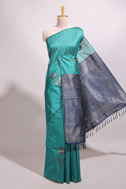 Borderless green floral design semi tussar saree with contrast pallu and blouse