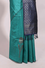 Borderless green floral design semi tussar saree with contrast pallu and blouse