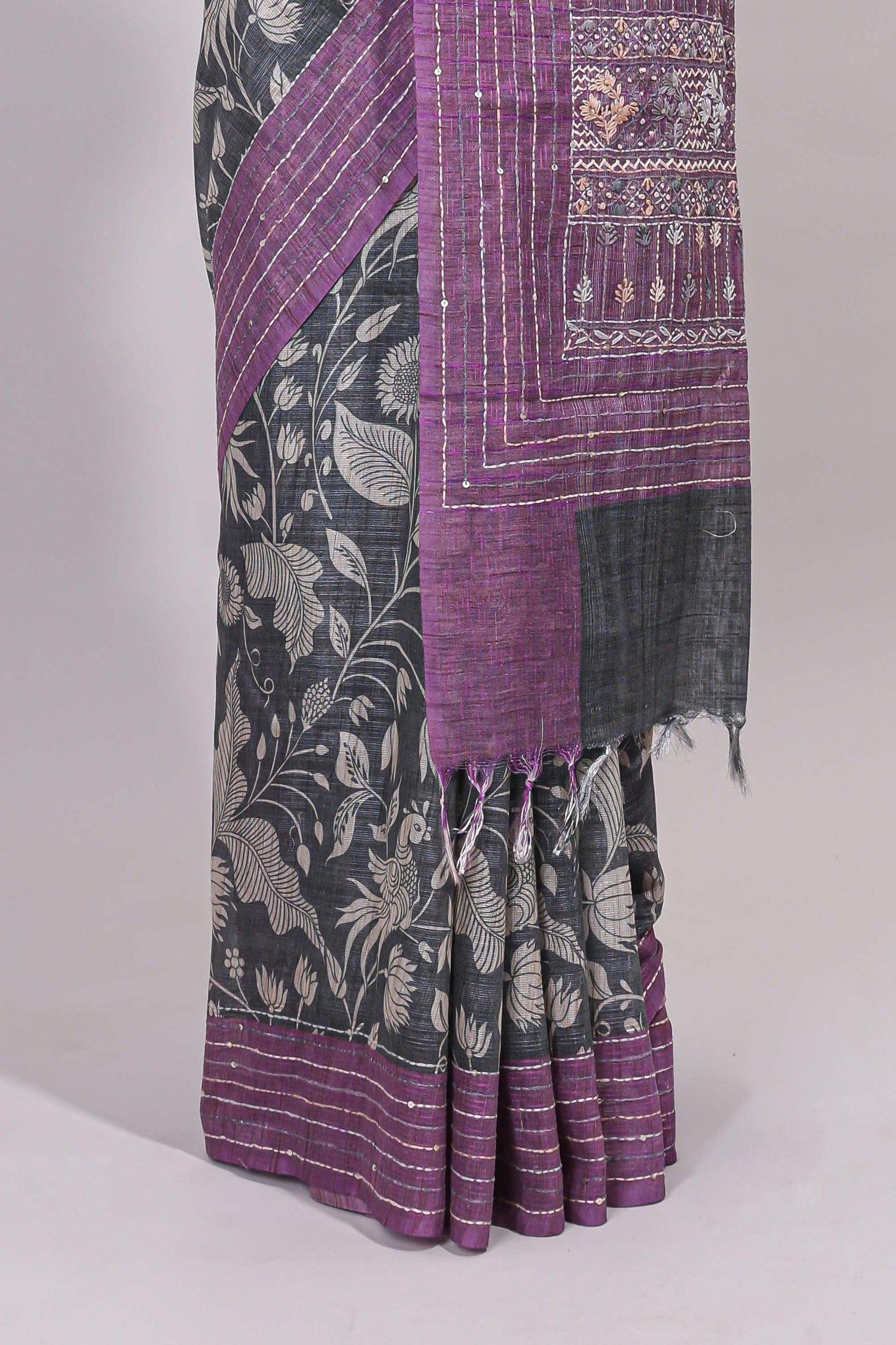 Grey floral design semi tussar saree with contrast lavender border and printed pallu