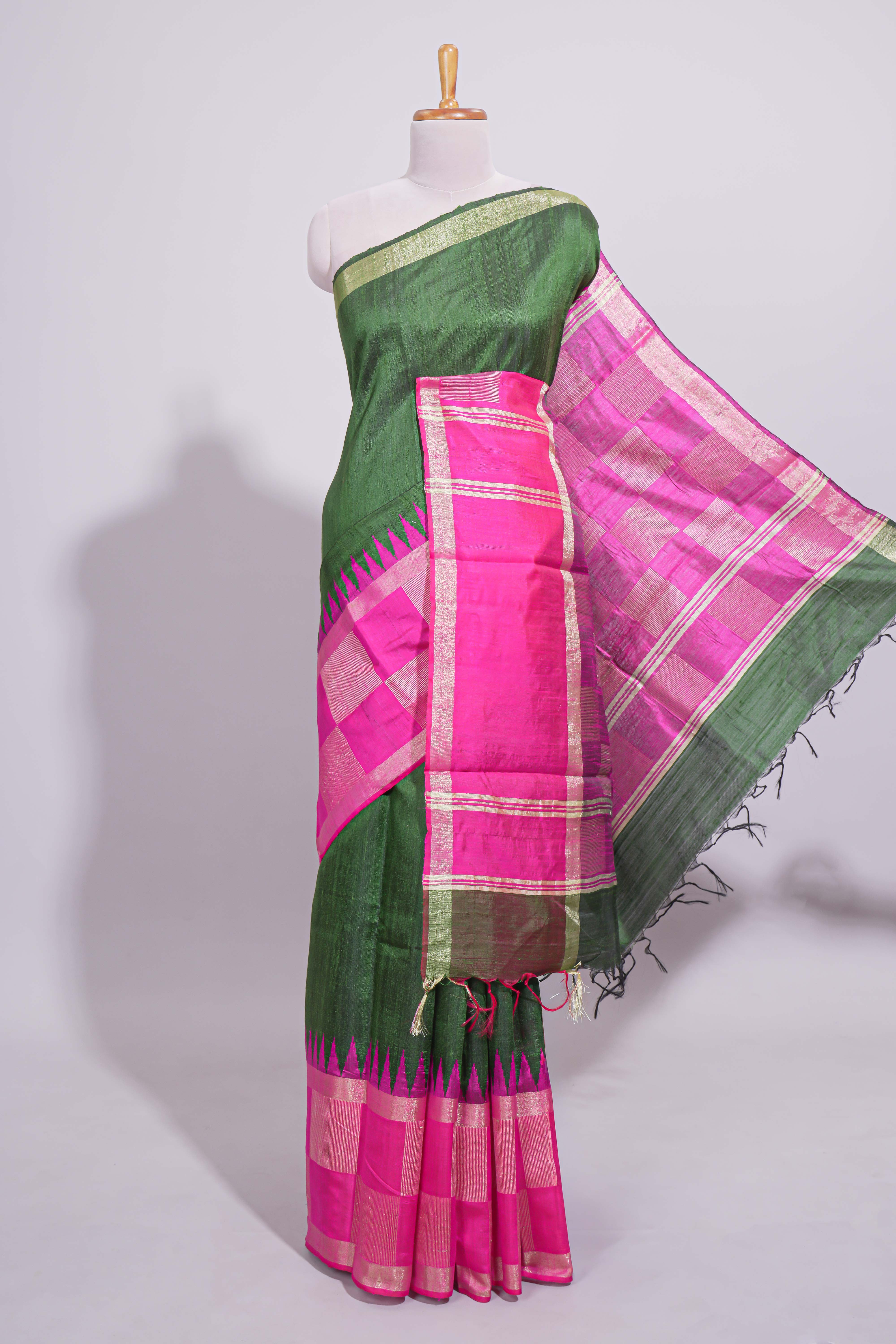 Green Plain Linen Cotton Saree with Contrast Geometric Design Border and Blouse