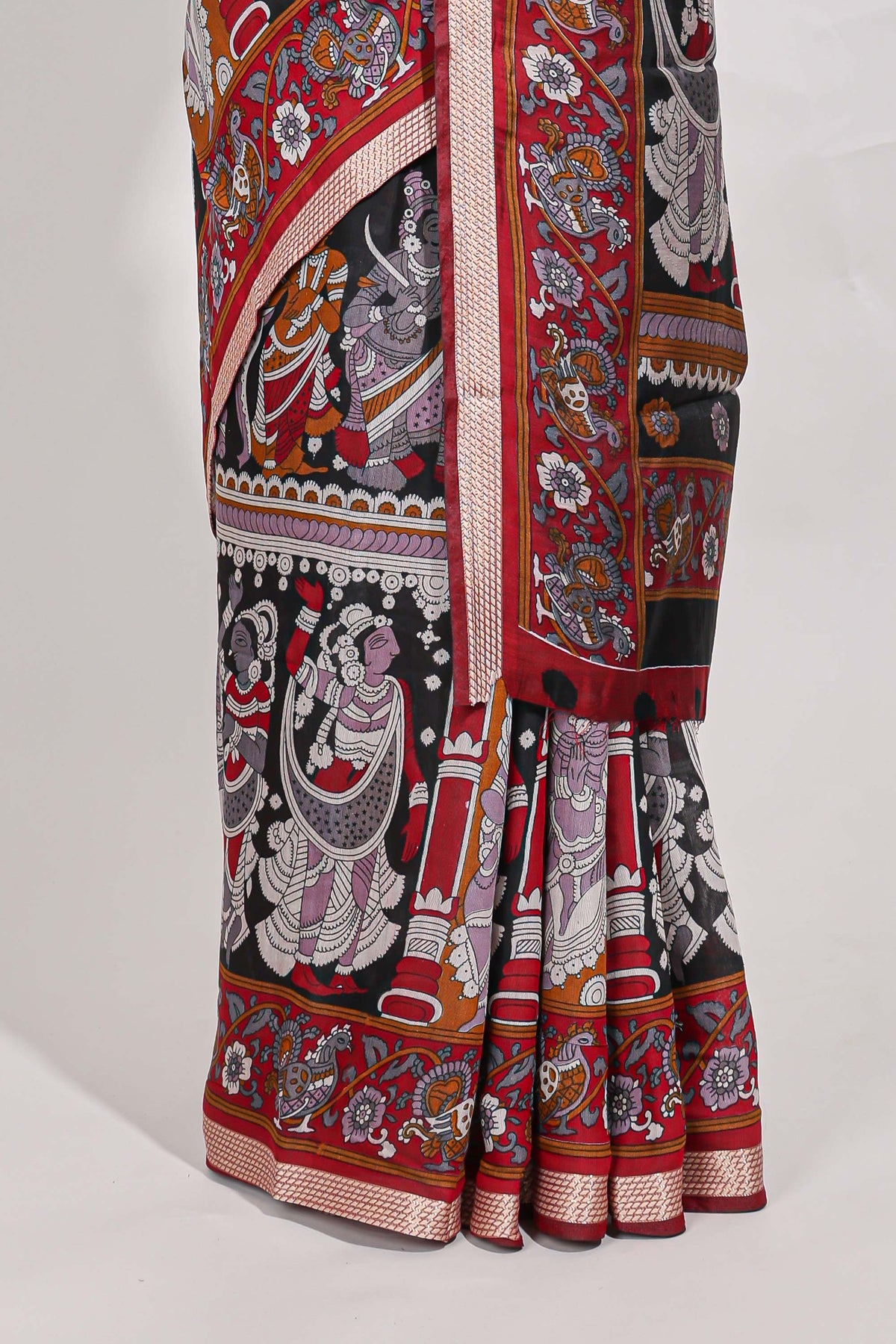 Black viscose georgette saree Traditional Heritage Print with Ornate Printed Border and Detailed Printed Pallu with contrast Blouse