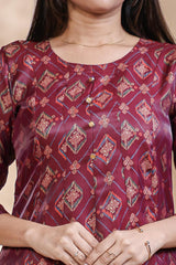 Maroon geometric Printed Anarkali Kurti with Round Neck and 3/4 Sleeves