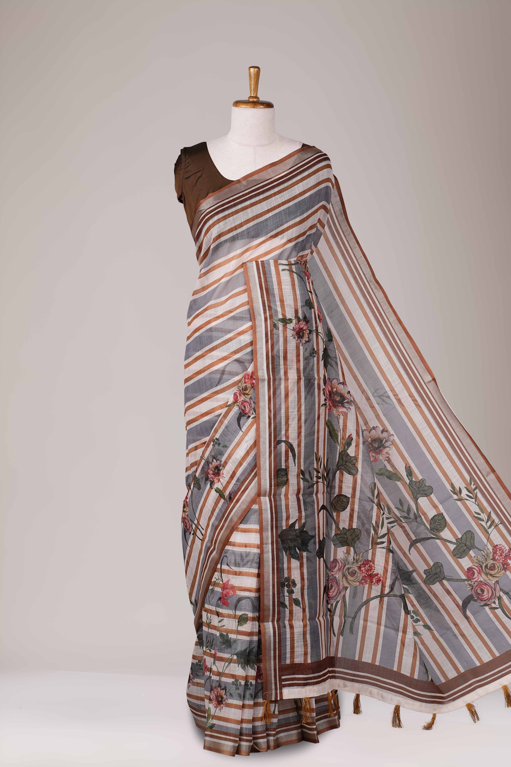 All over printed linen saree
