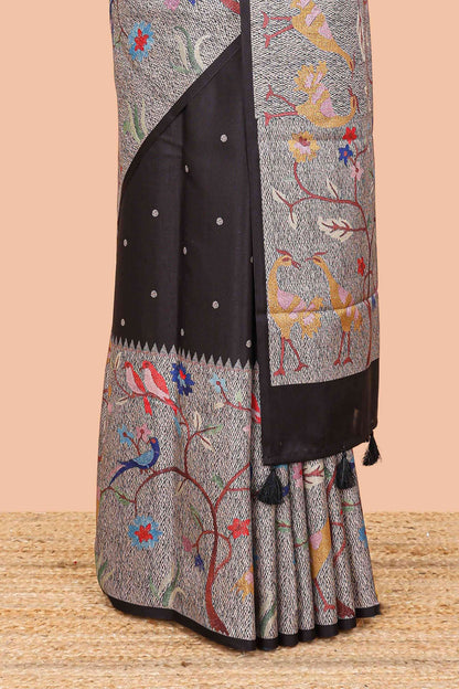 Animal floral detailing