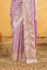 Bandhani style pallu