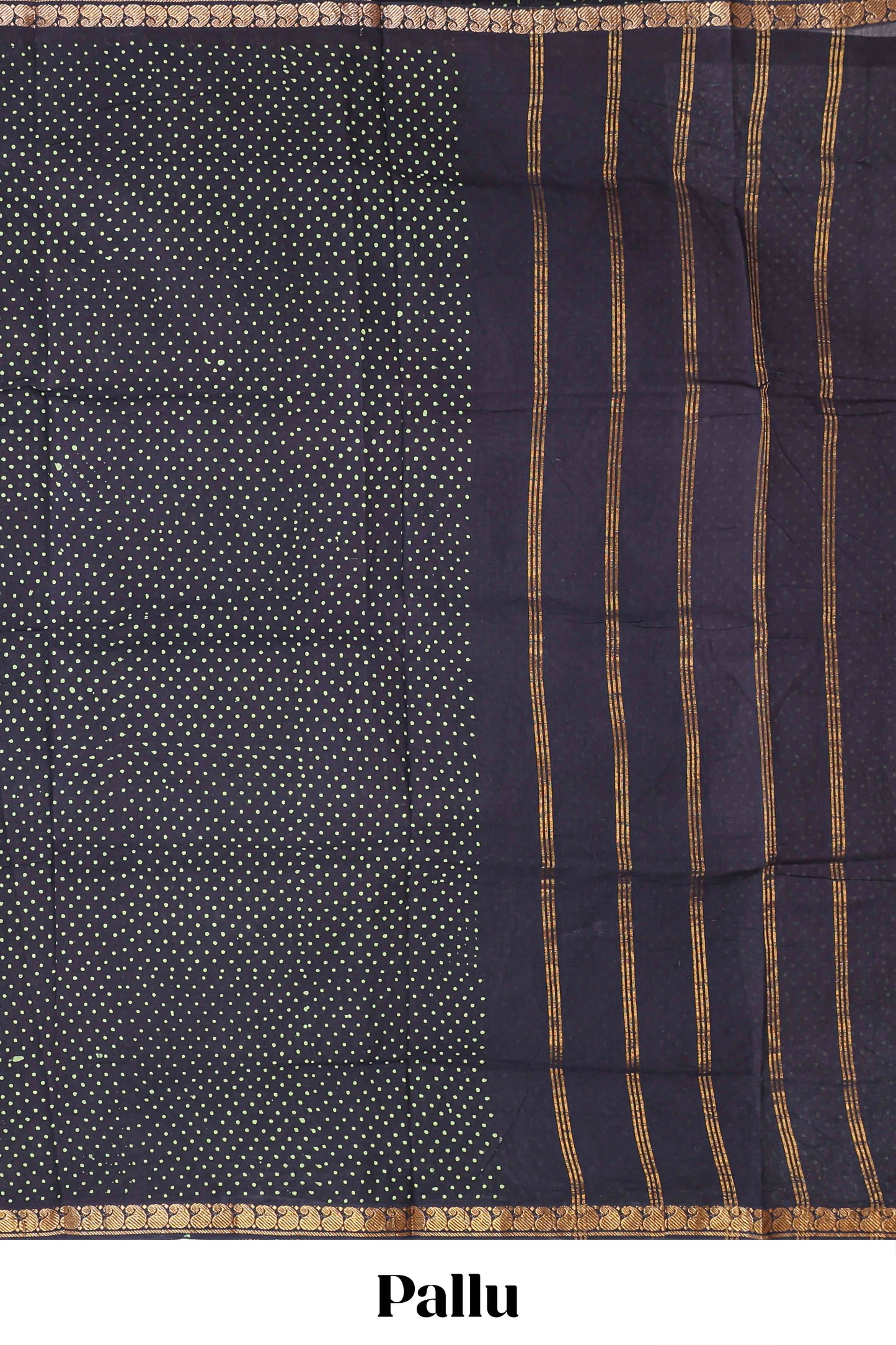 Black Decorative pallu feature