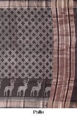 Blouse contrast zari