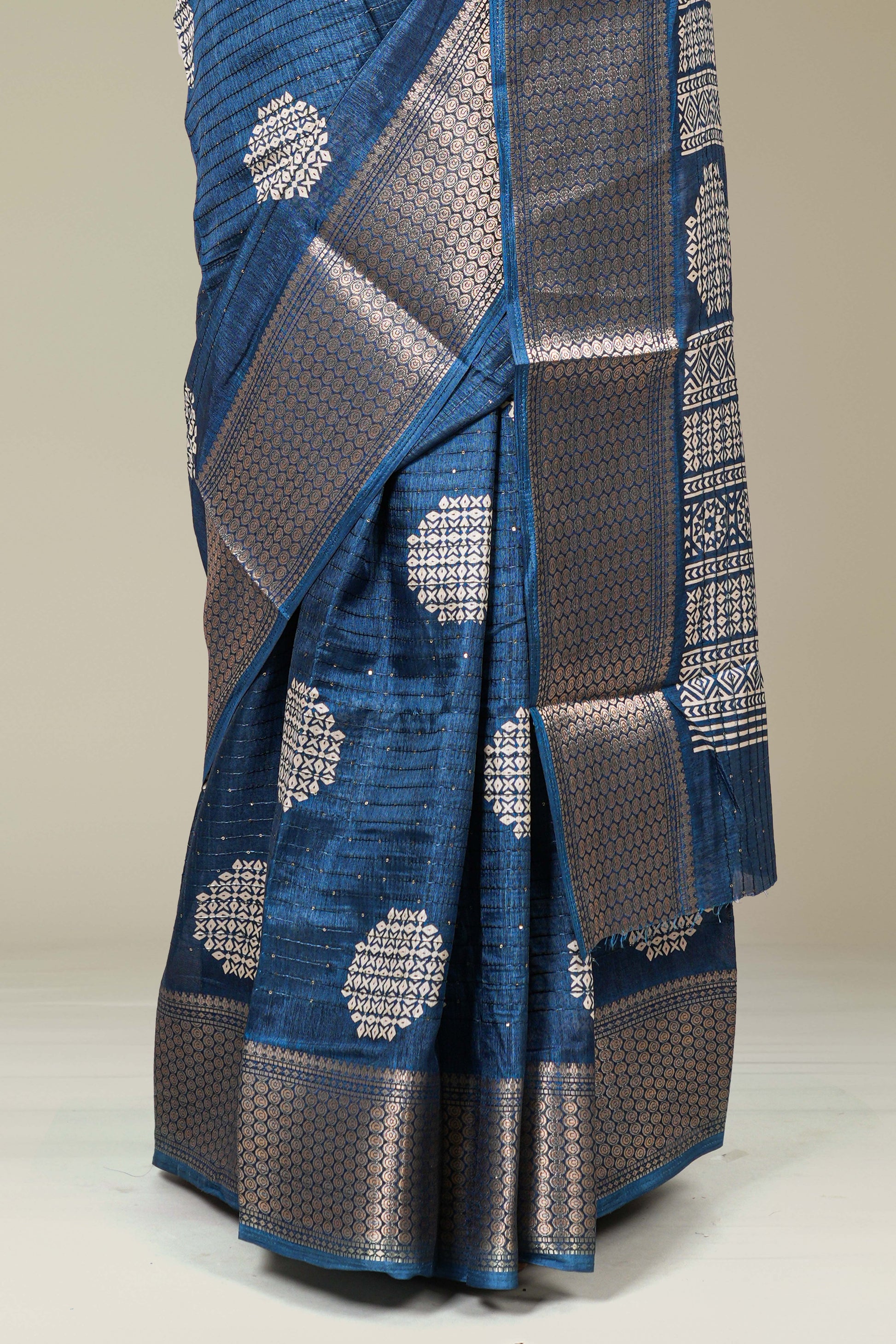 Blue butta design silk saree