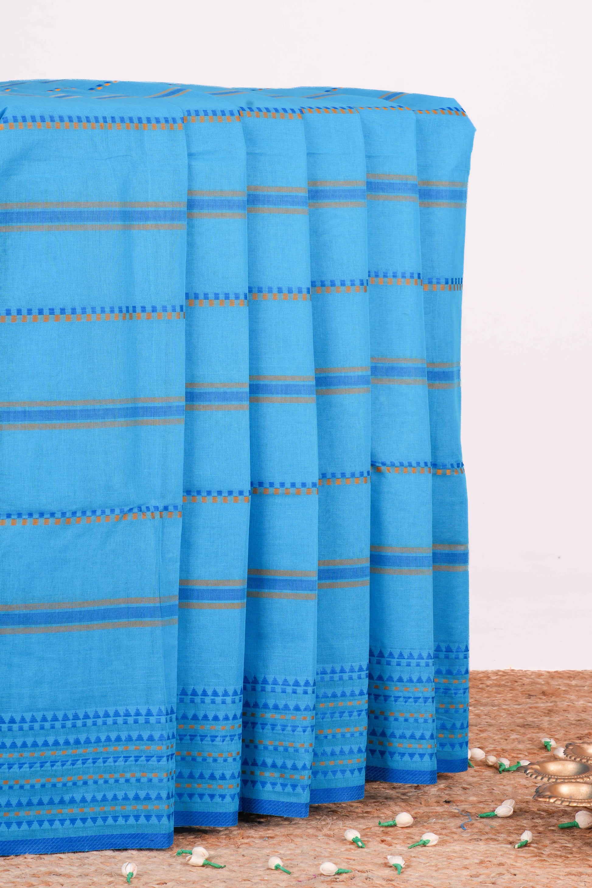 Blue printed Chirala cotton saree with border detail