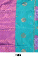 Borderless ikkat weave 