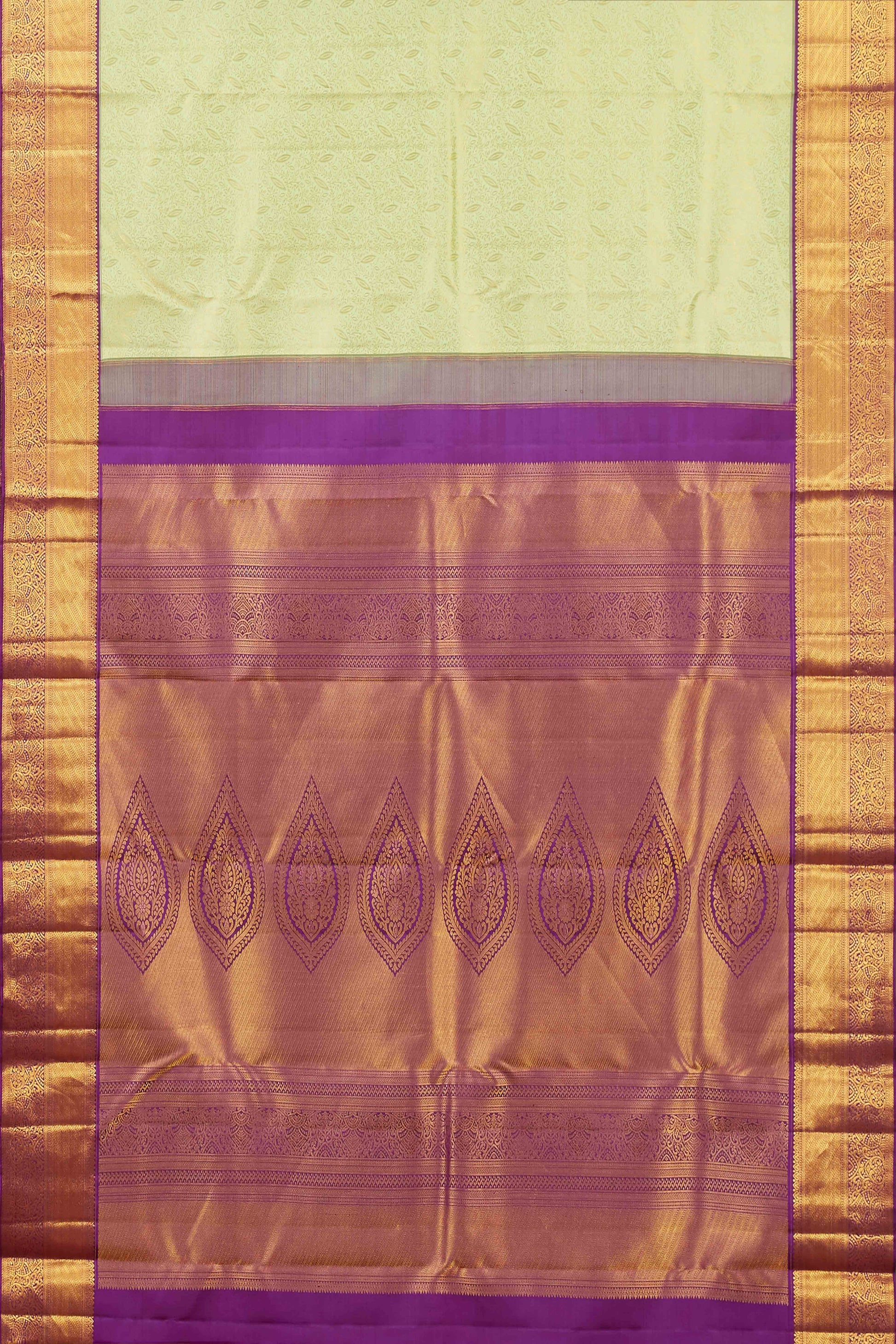 Bridal pattu silk saree
