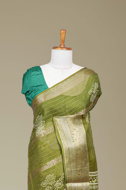 Broad zari edging