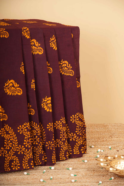 Brown  Bandhani design detailing 